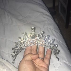 Tiara!